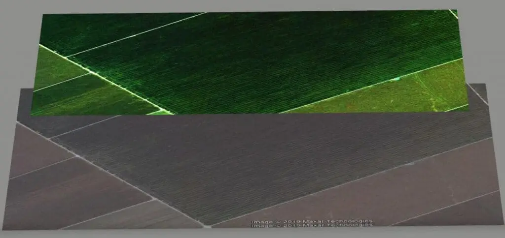 uma comparação visual entre dois tipos de imagens de satélite da mesma área agrícola. Na camada superior, vemo