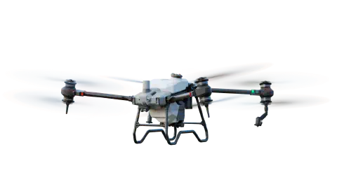 drone agrícola pulverizador em pleno voo, destacado sobre um fundo transparente. O equipamento, de design m