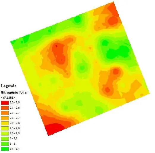 mapa de calor que representa a variabilidade espacial da concentração de nitrogênio foliar em uma área agrí