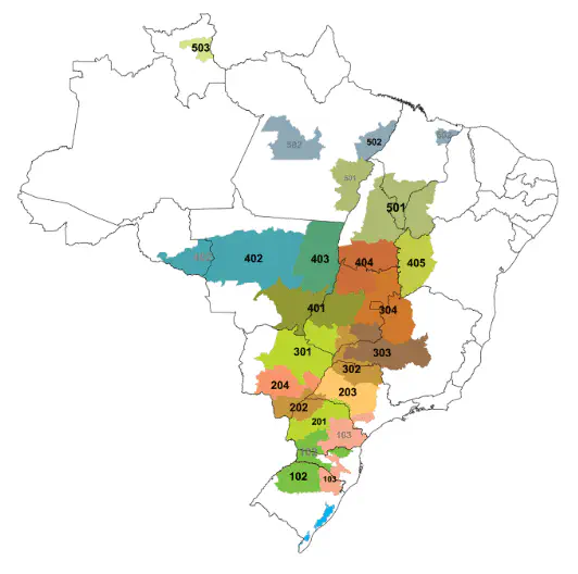 Mapa do Zoneamento Agrícola de Risco Climático (ZARC) mapa do Brasil com destaque para diversas regiões agrícolas, coloridas e numeradas, que representam o Zonea