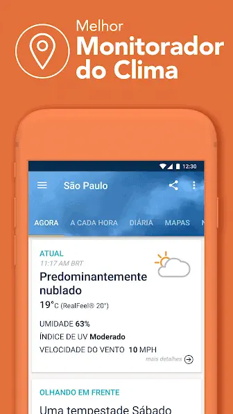 A imagem promove um aplicativo de monitoramento climático para smartphones, contextualizado para o agronegócio. Com um fundo