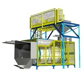 equipamento industrial de grande porte para o setor agrícola, especificamente um tratador ou misturador de