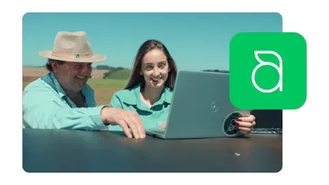 Equipe Aegro oferecendo soluções para produtores rurais.