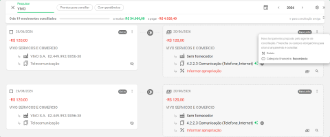 Dois rascunhos da conciliação Open Finance com o ícone de IA ao lado da categoria financeira e o balão da etiqueta Rascunho mostrando Categoria financeira: Recorrência