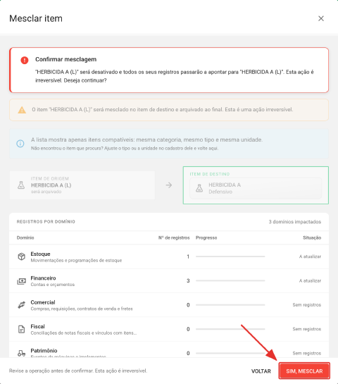 Etapa Confirmar mesclagem da janela Mesclar item, com o aviso de que o item de origem será desativado e seus registros passarão a apontar para o item de destino