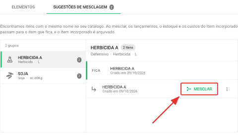 Aba Sugestões de mesclagem com a lista de grupos à esquerda e, à direita, o grupo aberto com o item que fica e o botão Mesclar no item a incorporar