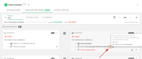 Rascunho de um movimento com o ícone de IA ao lado da categoria financeira e o balão da etiqueta Rascunho mostrando Categoria financeira: Recorrência